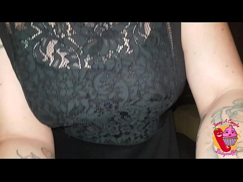 ❤️ хоҳари Slutty ба ӯ медиҳад, минат ва испанӣ ️ Порнои мақъад дар мо